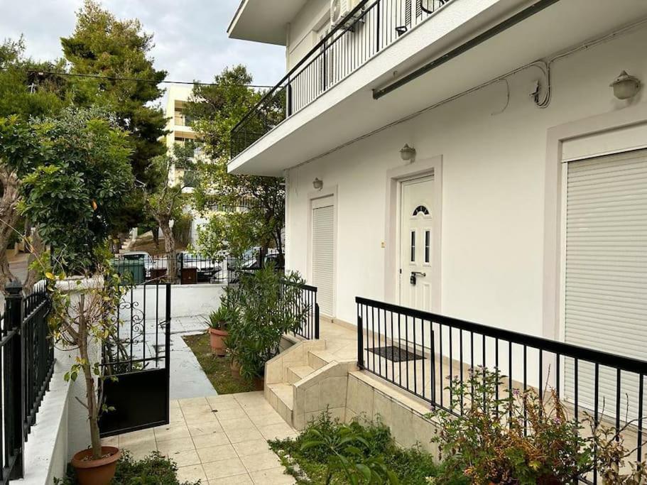 Апартаменты Athens Riviera Экстерьер фото